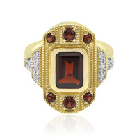 Zilveren ring met een Mozambique granaat