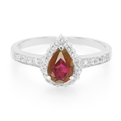 Zilveren ring met een kers-topaas