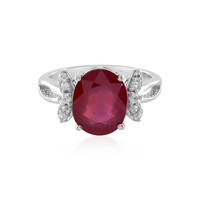Zilveren ring met een Bemainty robijn