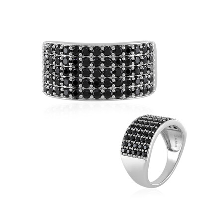 Zilveren ring met zwarte spinelstenen