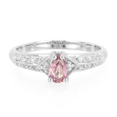 Zilveren ring met een Padparadscha saffier
