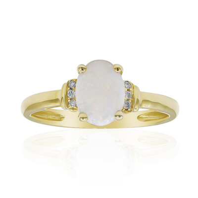 Gouden ring met een Australische opaal