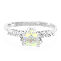 Zilveren ring met een maanlicht-topaas