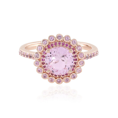 Zilveren ring met een kunziet (Adela Silber)