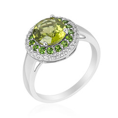 Zilveren ring met een peridoot