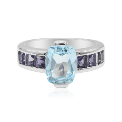 Zilveren ring met een hemel-blauwe topaas