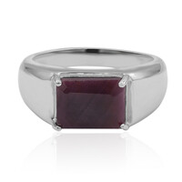 Zilveren ring met een robijn