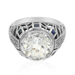 Zilveren ring met een witte topaas