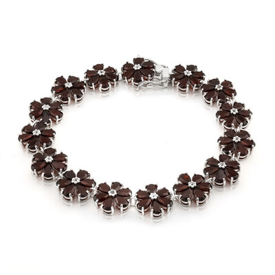 Zilveren armband met granaten