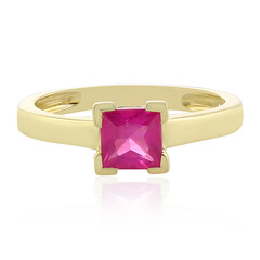 Gouden ring met een Madagaskar Roze Saffier