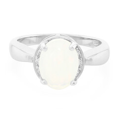 Zilveren ring met een Welo-opaal