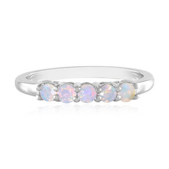 Zilveren ring met Welo-opalen