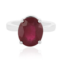 Zilveren ring met een Madagaskar Robijn