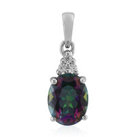 Zilveren hanger met een mystieke kwarts