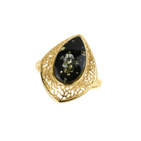Zilveren ring met een Baltische barnsteen