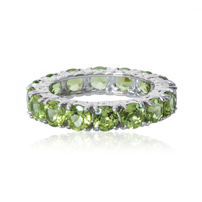 Zilveren ring met peridoots