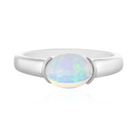 Zilveren ring met een Welo-opaal