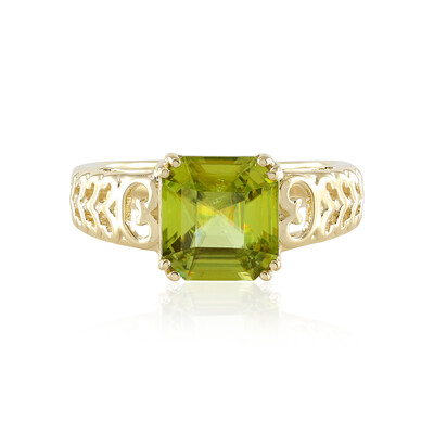 Gouden ring met een Sfeen