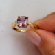 Gouden ring met een Roze diaspoor (AMAYANI)