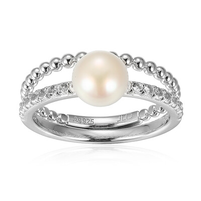 Zilveren ring met een zoetwater kweekparel