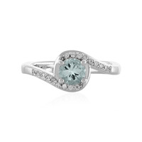 Zilveren ring met een aquamarijn