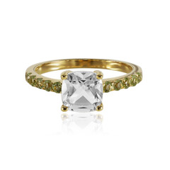 Zilveren ring met een witte topaas