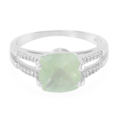 Zilveren ring met een prehniet