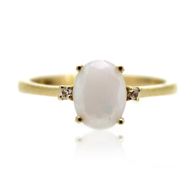 Zilveren ring met een Welo-opaal
