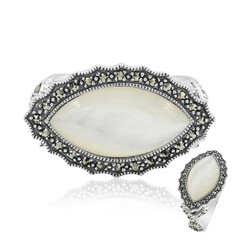 Zilveren ring met een parelmoer