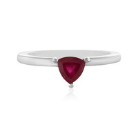 Zilveren ring met een Madagaskar Robijn