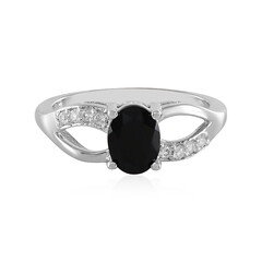 Zilveren ring met een zwarte onyx