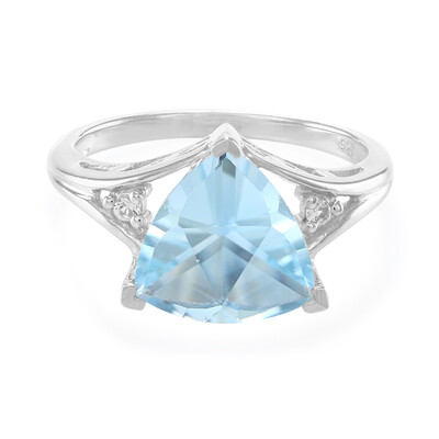 Zilveren ring met een hemel-blauwe topaas
