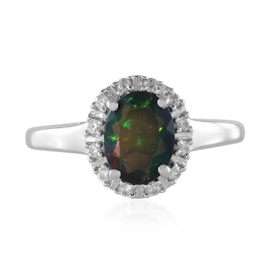 Zilveren ring met een Mezezo opaal