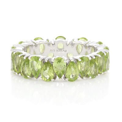 Zilveren ring met peridoots