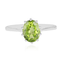 Zilveren ring met een peridoot