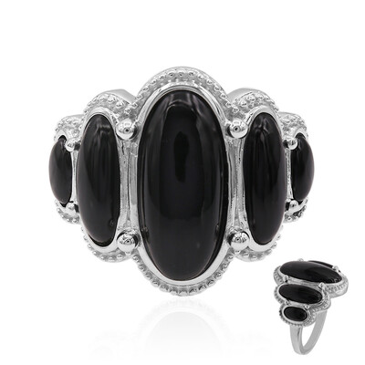 Zilveren ring met een zwarte onyx