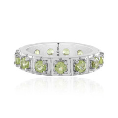 Zilveren ring met peridoots