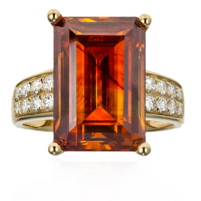 Gouden ring met een sfaleriet (AMAYANI)