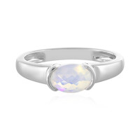 Zilveren ring met een Welo-opaal