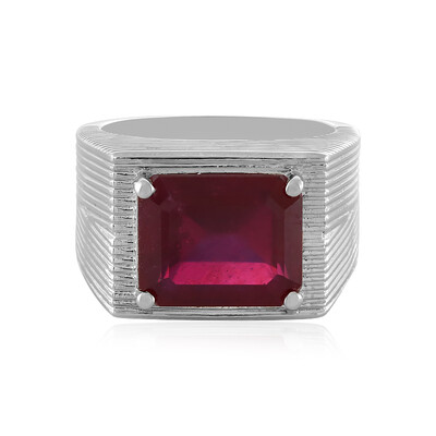 Zilveren ring met een Madagaskar Robijn