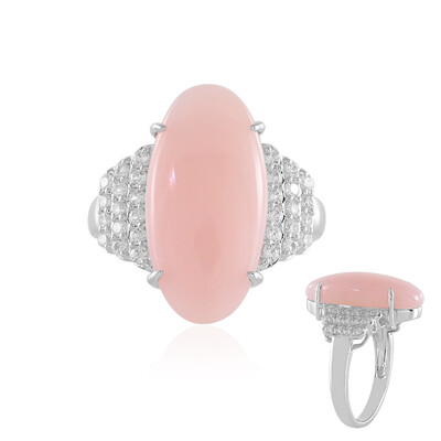 Zilveren ring met een roze opaal