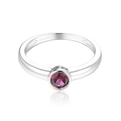 Zilveren ring met een Tocantin Granaat