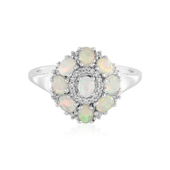 Zilveren ring met Welo-opalen