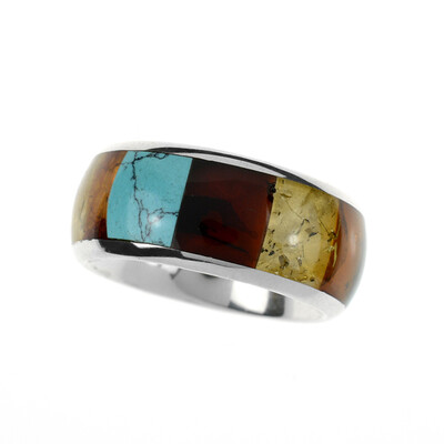 Zilveren ring met een edelsteen (dagen)