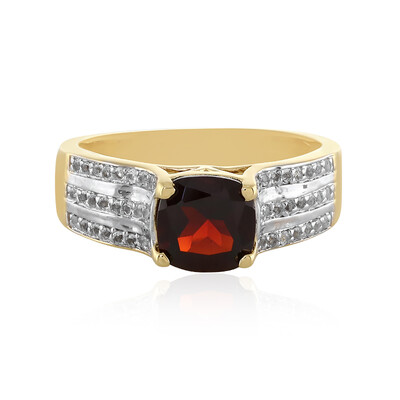 Zilveren ring met een Mozambique granaat