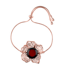 Zilveren armband met een kersrode Baltische barnsteen