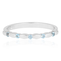 Zilveren ring met Zwitsers-blauwe topaasstenen