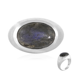 Zilveren ring met een labradoriet