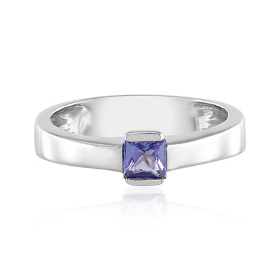 Zilveren ring met een tanzaniet (Adela Silber)