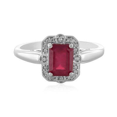 Zilveren ring met een Madagaskar Robijn